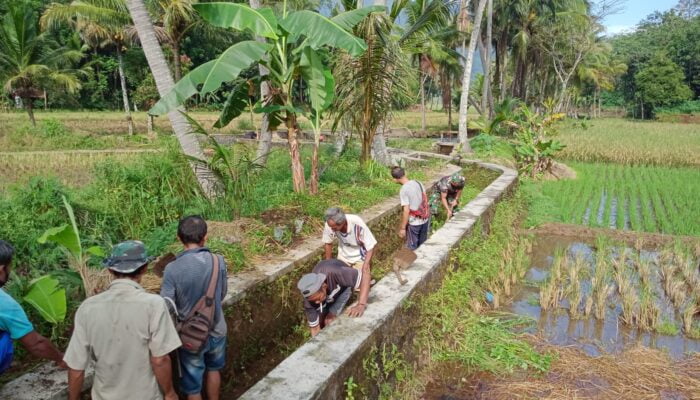Embracing Community Spirit: Cleaning Up the Environment During Bulan Suci Ramadhan