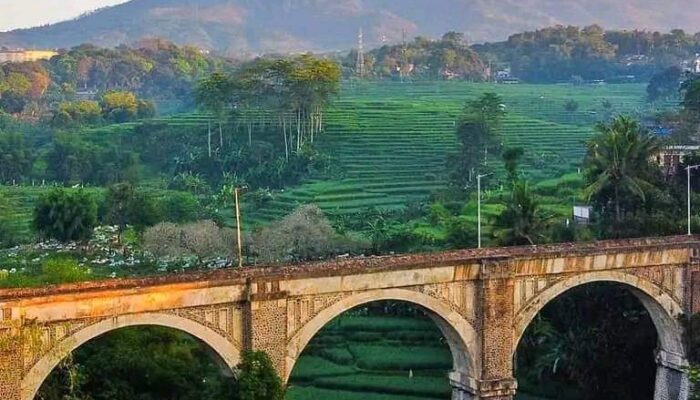 5 Offbeat Picks for Eid Getaways in Jatinangor Sumedang, from Timeless Towers to Nature’s Nooks