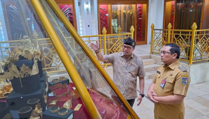 Sumedang Acting Regent Strengthens Ties with Keraton Sumedang Larang