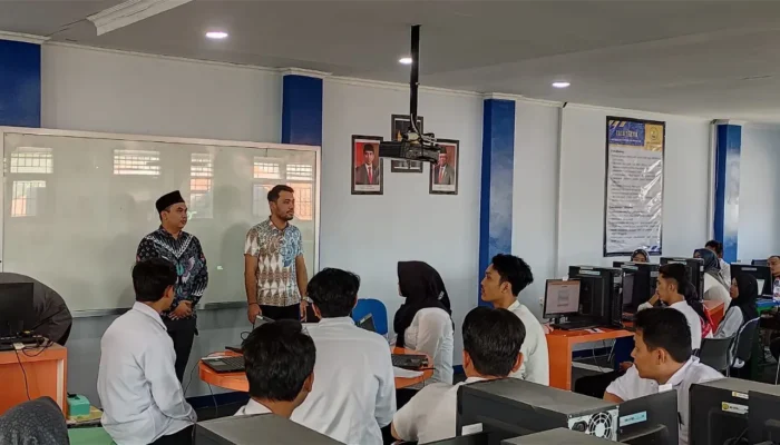 59 Aspiring Pilkada Supervisors in Sumedang Compete in CAT and Essay Tests