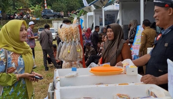 Mobil Maskara Tampil Memukau di Hari Desa Nasional: Produk Unggulan Desa Jadi Sorotan