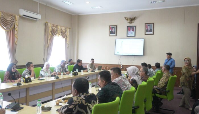 Tindaklanjuti Inpres Tentang Efisiensi Anggaran, Sekda Tuti Pimpin Rapim Perangkat Daerah