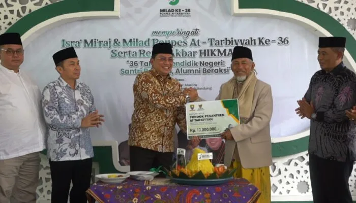 Pj Bupati: Ponpes At-Tarbiyyah Kebanggaan Warga Cimalaka dan Sumedang