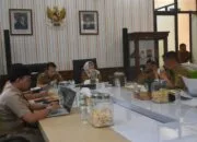 Pj Bupati Sumedang Cek Pembangunan Outlet UMKM Sumedang di Jatimulya