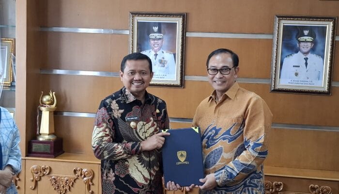Pemda Siap Pasang Smart Pole , Tiang Multifungsi Bantu Warga dan Pemerintah