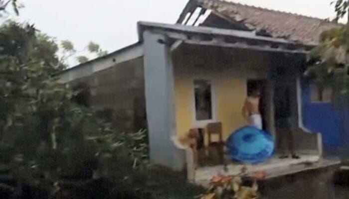Puluhan Rumah di Buahdua Rusak Diterjang Angin Puting Beliung