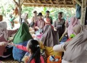 Hangatnya Rasa, Eratnya Rasa: Saat Ibu-Ibu Desa Pamulihan “Menyuapi” Semangat Satgas TMMD ke-124