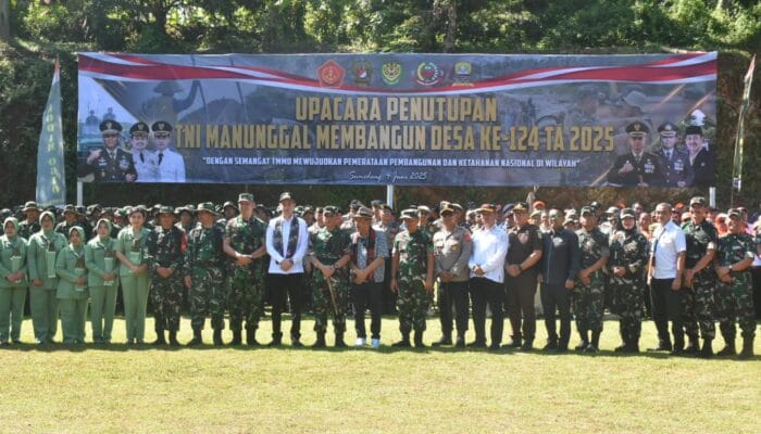 TMMD 2025 Berakhir di Pamulihan: Ketika Beton, Cangkul, dan Harapan Menyatu