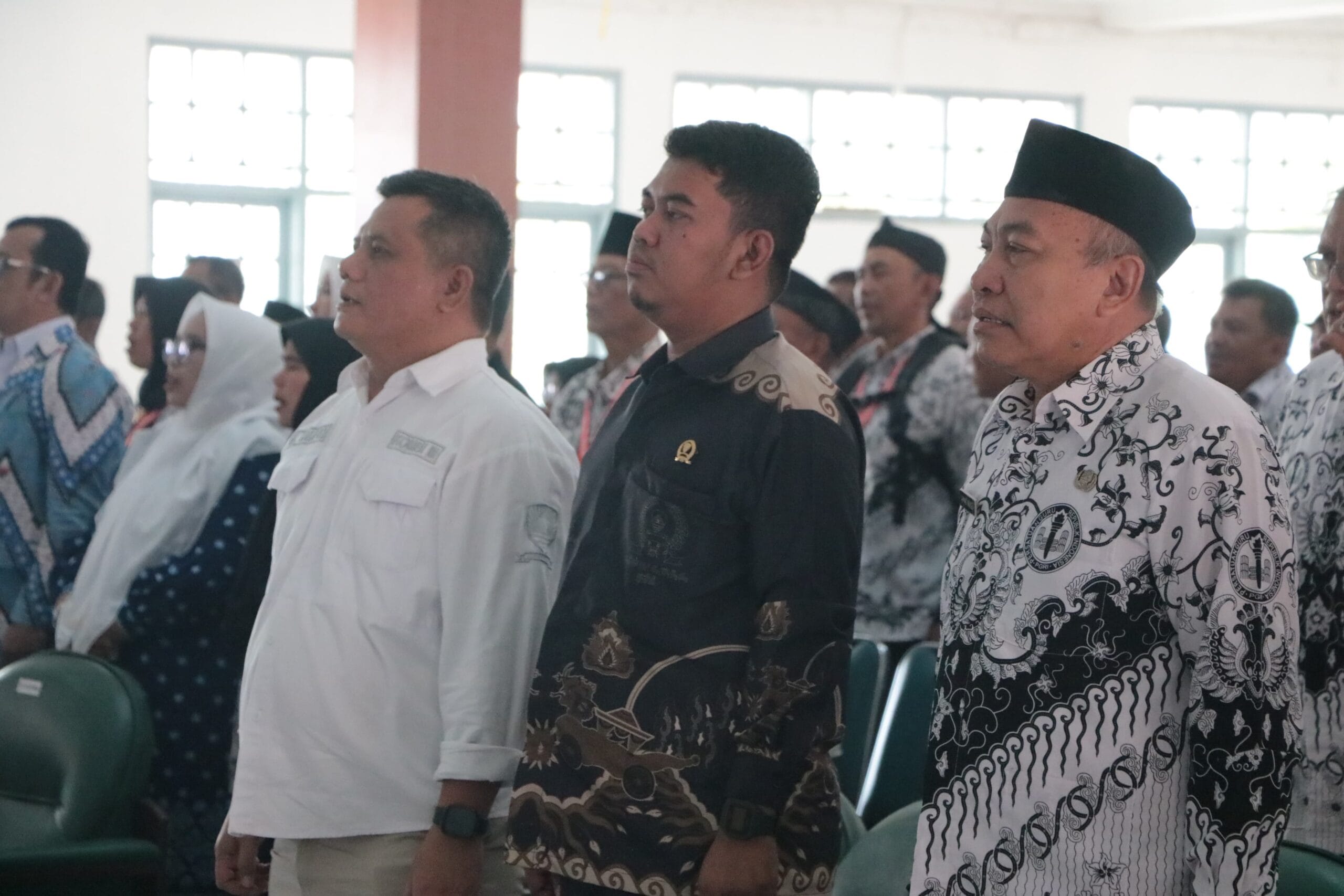 DPRD Sumedang dan PGRI