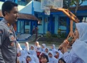 Polres Sumedang Beri Penyuluhan Bahaya Narkoba, Pornografi, dan Judi Online pada MPLS SMPN 2 Sumedang