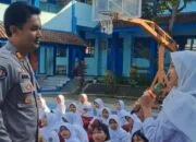 Polres Sumedang Beri Penyuluhan Bahaya Narkoba, Pornografi, dan Judi Online pada MPLS SMPN 2 Sumedang