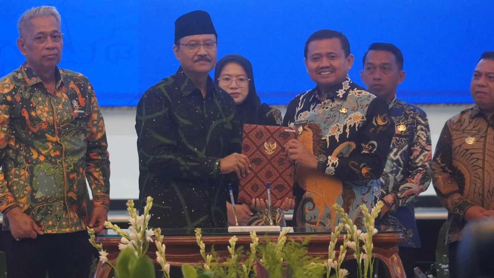 Sekolah Rakyat pertama Indonesia