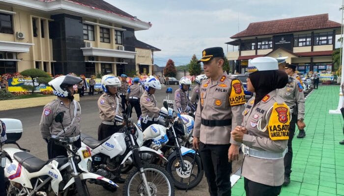 Gelar Pasukan Operasi Patuh Lodaya 2025: Polres Sumedang Usung Semangat Tertib Lalu Lintas untuk Semua