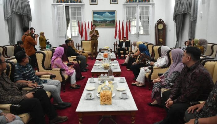 Dukung Percepatan Pembentukan KDMP, NPAK Terima Penghargaan dari Wabup Sumedang