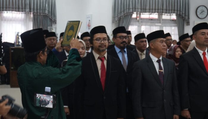 Bupati Sumedang Lantik 118 Pejabat Administrator, Dorong Kinerja Inovatif dan Adaptif