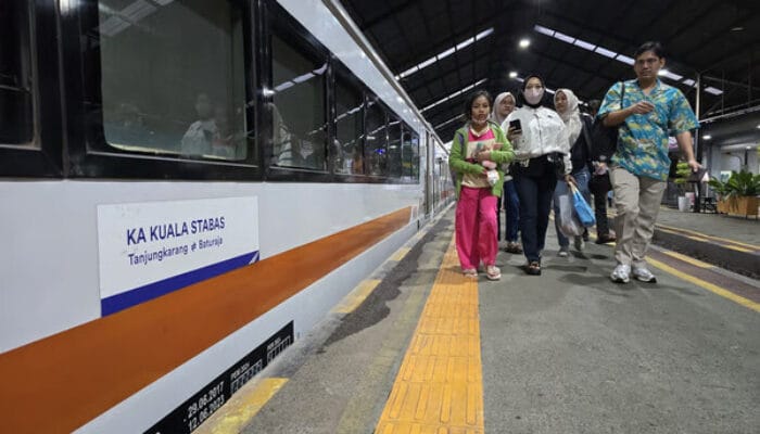 PT KAI Divre IV Tanjungkarang Optimis Angkut 1 Juta Penumpang Selama Tahun 2025