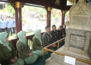 HUT TNI ke-80, Kodim 0610 Sumedang Gelar Ziarah ke Makam Cut Nyak Dien