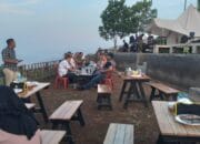 Akhir Pekan Produktif! Bupati Sumedang Ngobrol Santai Bareng Kepala SKPD di Geoteater Rancakalong