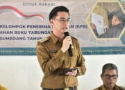 Wabup Fajar Serahkan BSPS Rp 20 Juta di Sumedang: Bangun Rumah Wajib Gotong Royong!