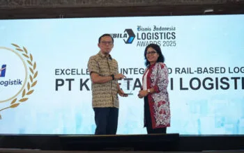 KAI Logistik Raih Penghargaan “Excellence in Integrated Rail-Based Logistics Solutions” di Bisnis Indonesia Logistics Awards (BILA) 2025