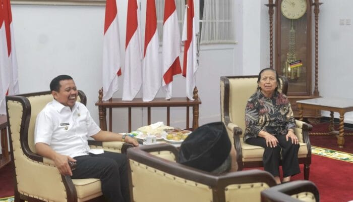 Vibes Kebangsaan Ceu Popong Bikin Bupati Sumedang Auto-Connect: Healing Persatuan Bestie!