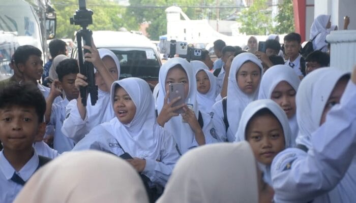 🏛️ Nggak Cuma Nongkrong di Kelas! Ratusan Pelajar Jatinangor Gerebek Museum Prabu Geusan Ulun