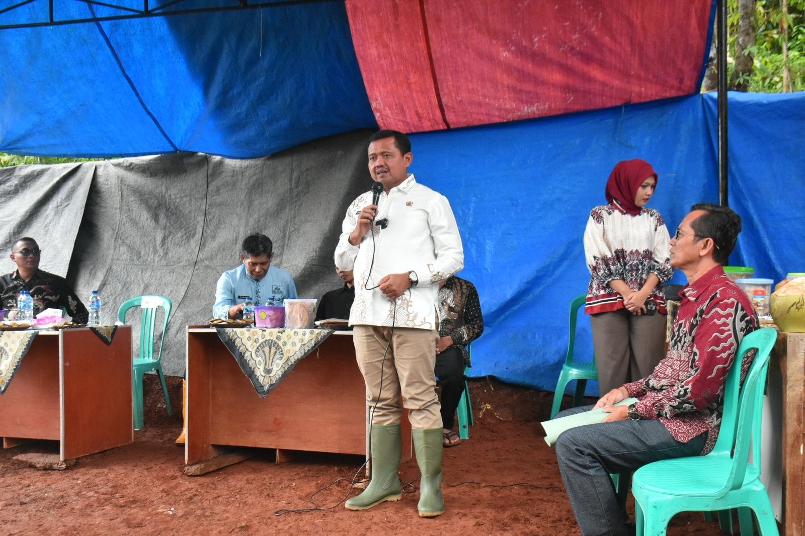 Padat Karya Kemiskinan Ekstrem