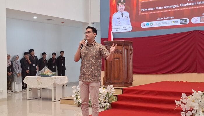 ♻️ Reduce, Reuse, Recycle! PGSD UPI Sumedang Gelar “Trash To Treasure”, Wabup Fajar Nuntut Edukasi Sampah!