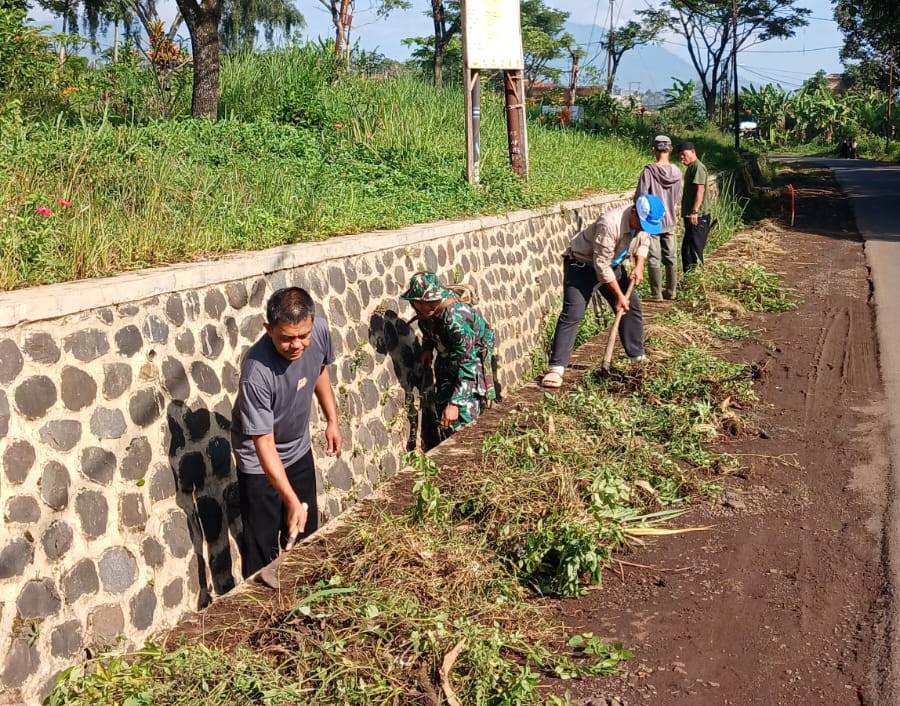 Babinsa Koramil 1004 Tanjungsari