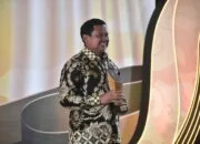🏆 Keren! Bupati Sumedang Dony Ahmad Munir Raih Penghargaan detikJabar Awards 2025