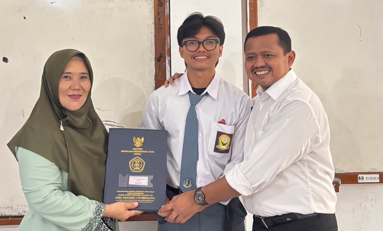 Gerakan Ayah Ambil Rapor