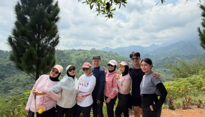 BRIliaN Branch Office Otista Region 6/Jakaarta 1 Gelar Kegiatan Tracking sebagai Bentuk Kepedulian terhadap Kesehatan