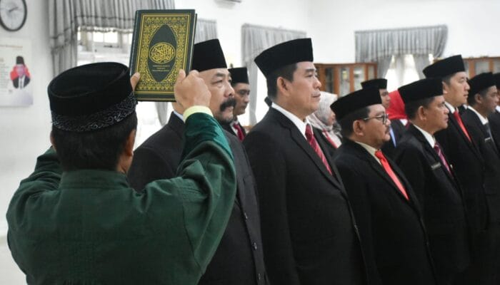 Bupati Dony Lantik 25 Pejabat Baru Sumedang