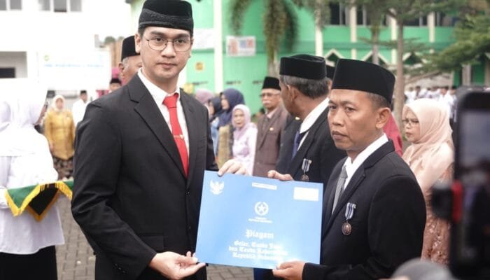 Apresiasi Loyalitas! 27 ASN Kemenag Sumedang Terima Satya Lencana Karya Satya dari Presiden RI