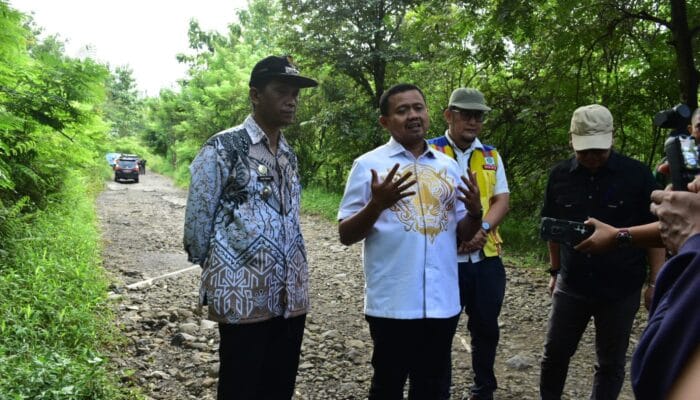 Akhirnya! Jalan Burujul Sanca-Buahdua Diperbaiki Akhir Januari, Anggarannya Tembus Rp36 Miliar