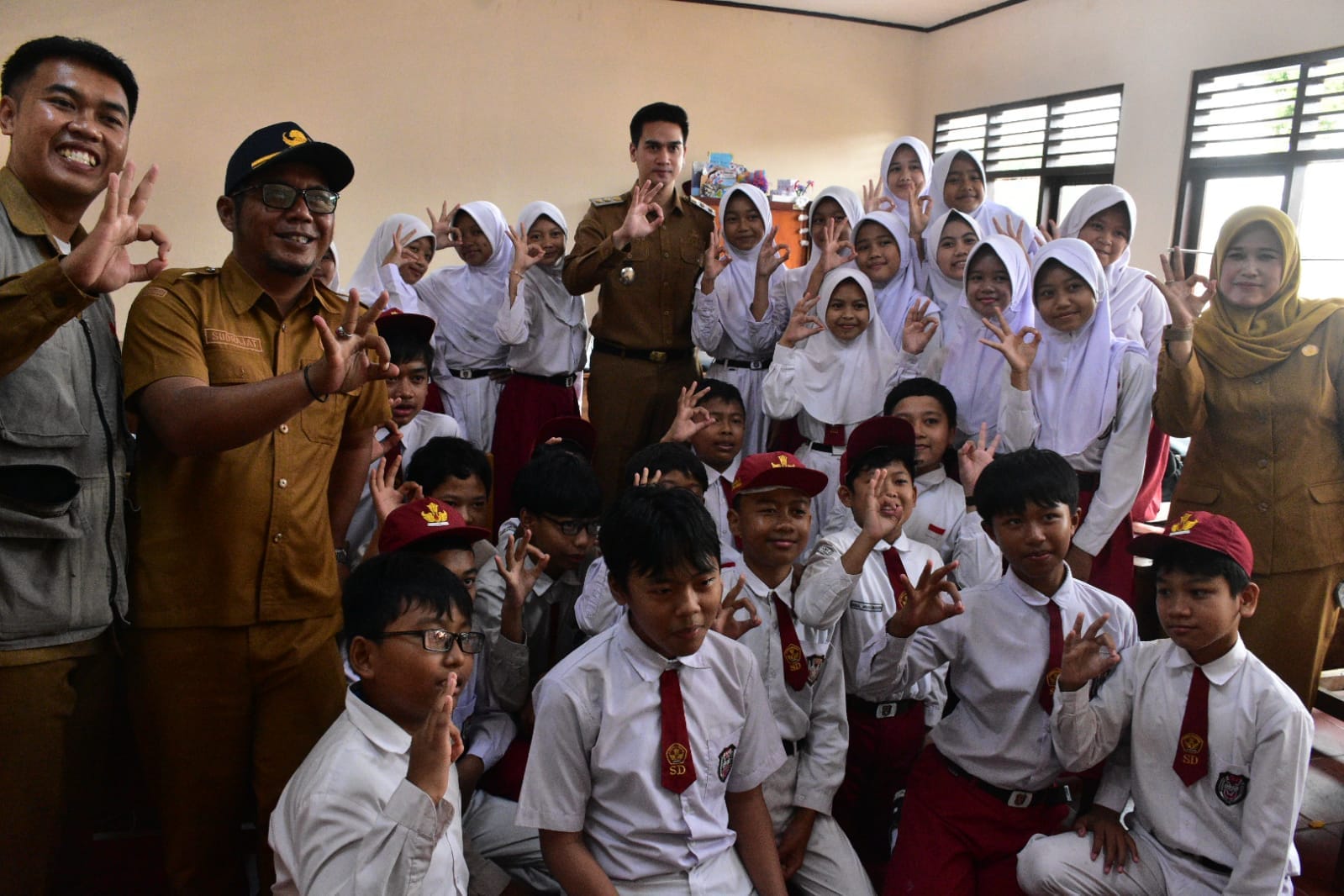 Renovasi SDN 2 Sindang