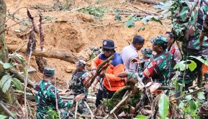 Pemda Sumedang Perkuat Pemantauan Longsor Cisoka