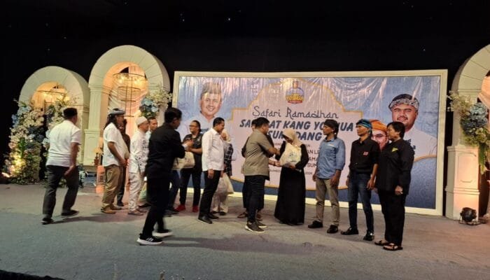 Safari Ramadan Sahabat Yosua: 1000 Sembako Dibagi ke Warga Sumedang