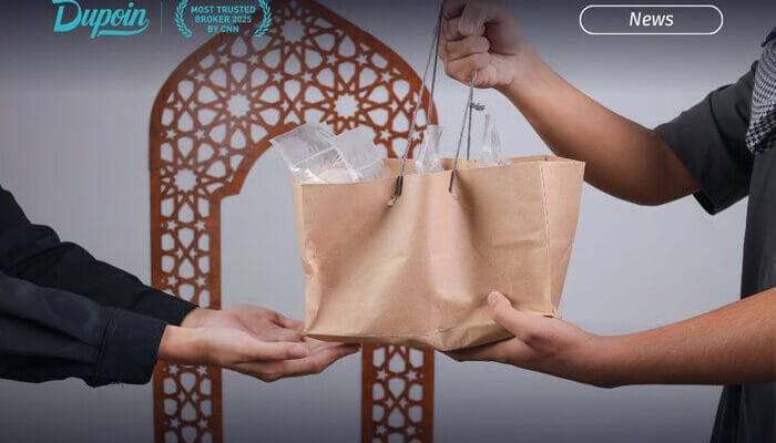 Dupoin Futures Gelar Kegiatan “Level Up Ramadan”, Bagikan Takjil di Kawasan Stasiun Sudirman