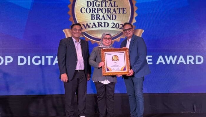 KAI Logistik Raih Penghargaan 8th Top Digital Corporate Brand Award 2026