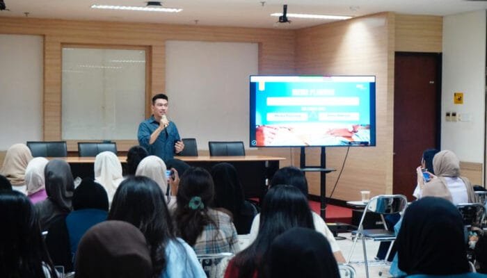 KAI Bandara Dorong Pemberdayaan SDM melalui Keterlibatan sebagai Dosen Tamu di Universitas Indonesia