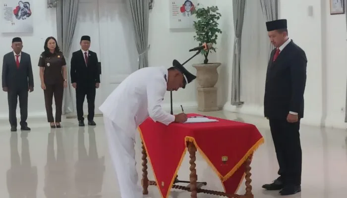 Wakil Ketua DPRD Sumedang Dorong Kades Baru Lebih Responsif dan Dekat Warga