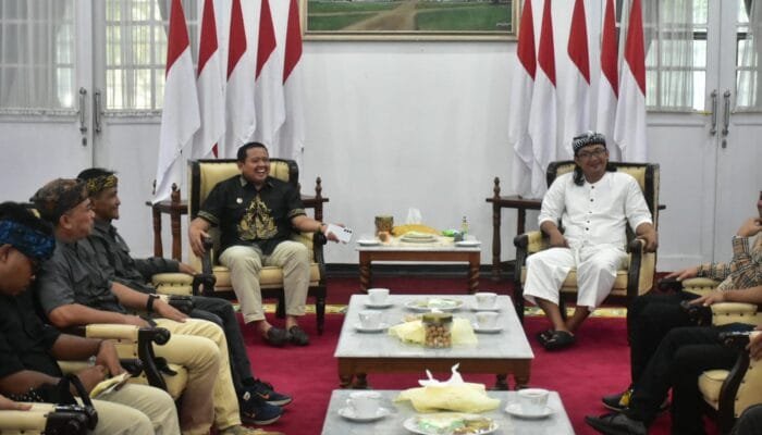 Bupati Dony Minta Dewan Kebudayaan Jadi Motor Penggerak Perda Sumedang Puseur Budaya Sunda